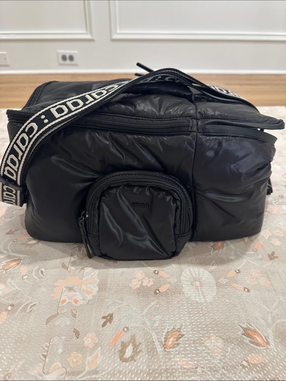 Caraa Baby Black Pumping Bag